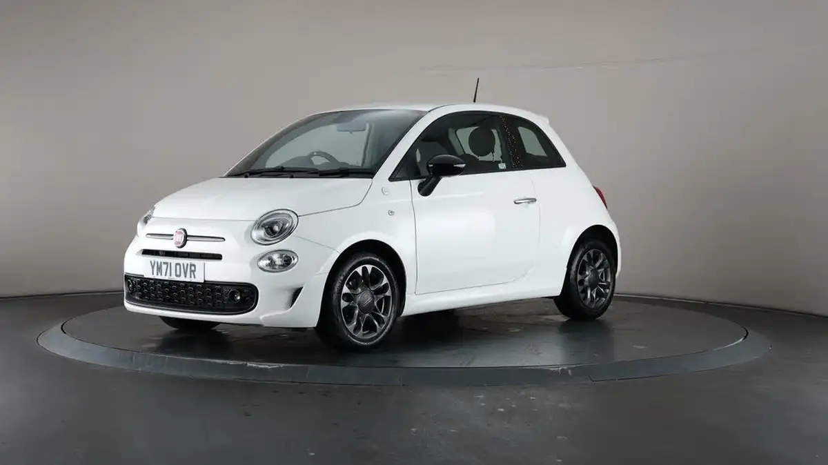 2022-fiat-500-10-hey-google-big-40