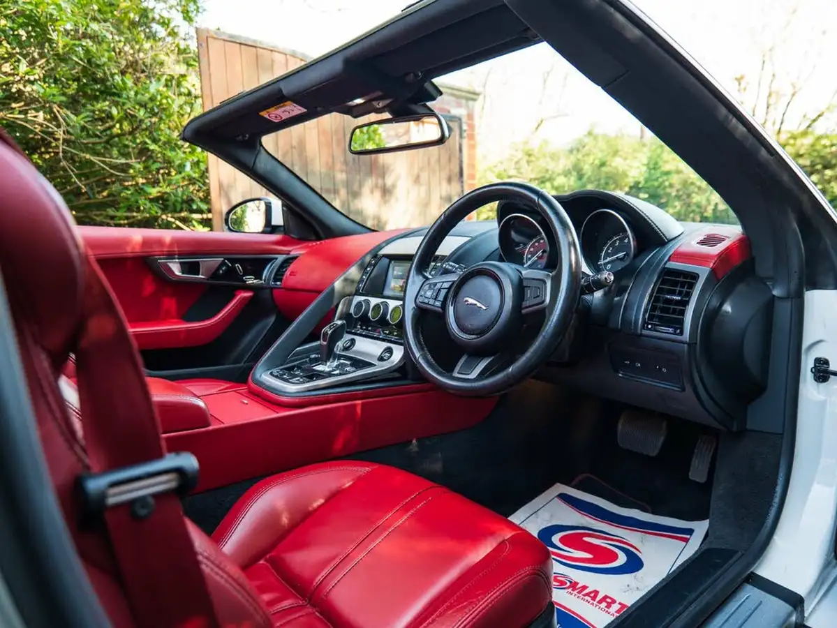 2017-jaguar-f-type-30-v6-sc-convertible-auto-big-11
