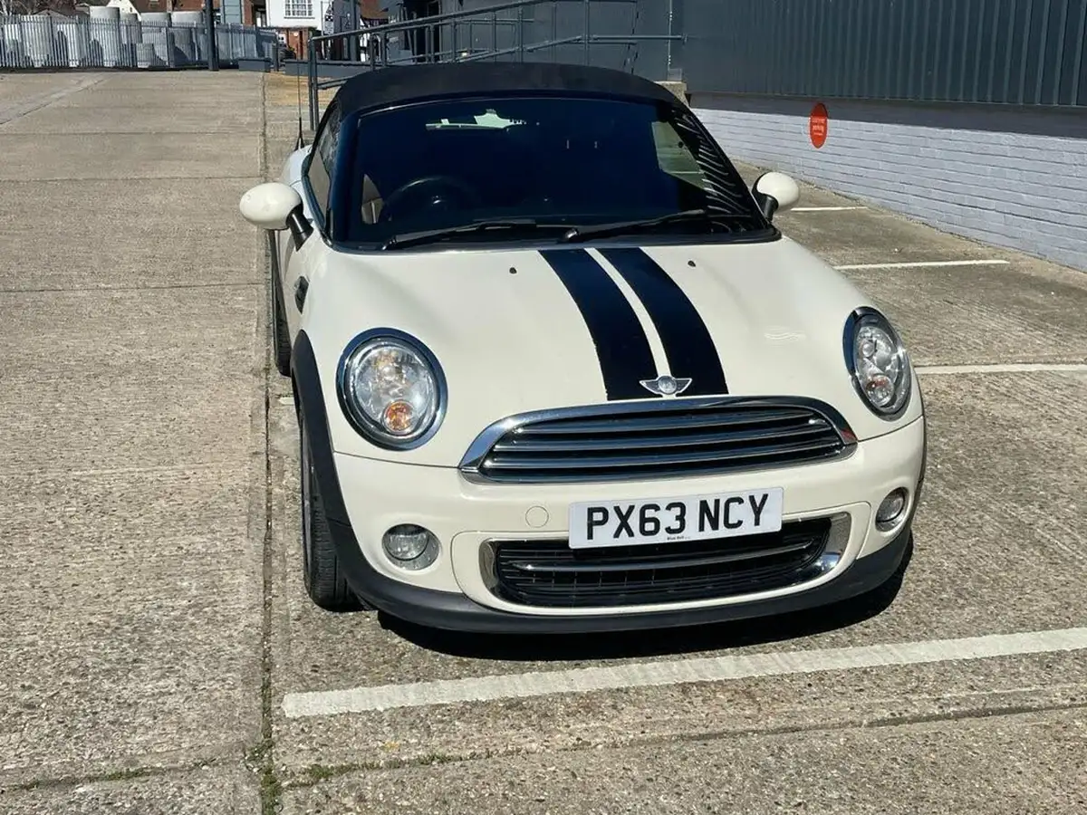 2013-mini-roadster-16-cooper-big-77