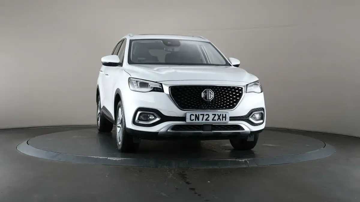 2022-mg-hs-15t-gdi-exclusive-162ps-big-49