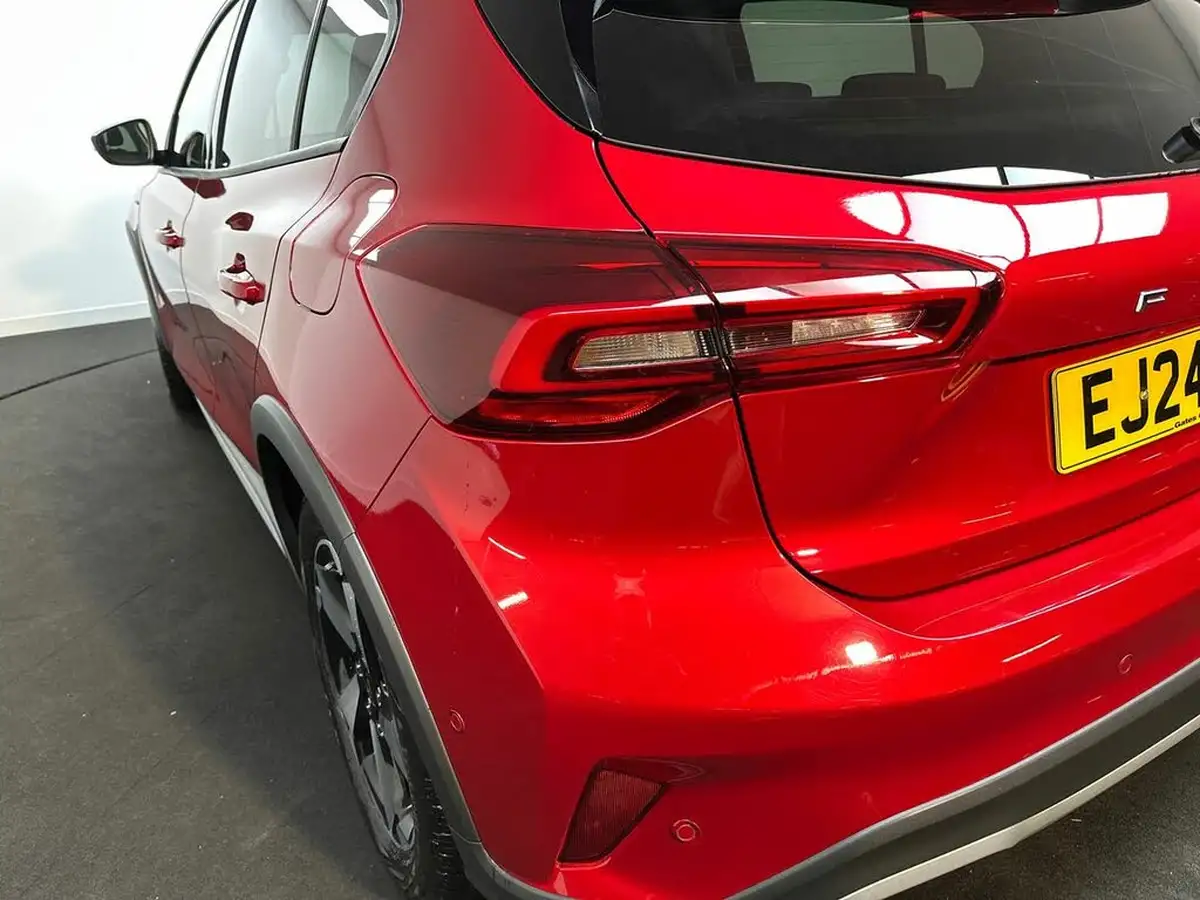 2024-ford-focus-10t-active-155ps-hatchback-powershift-big-32