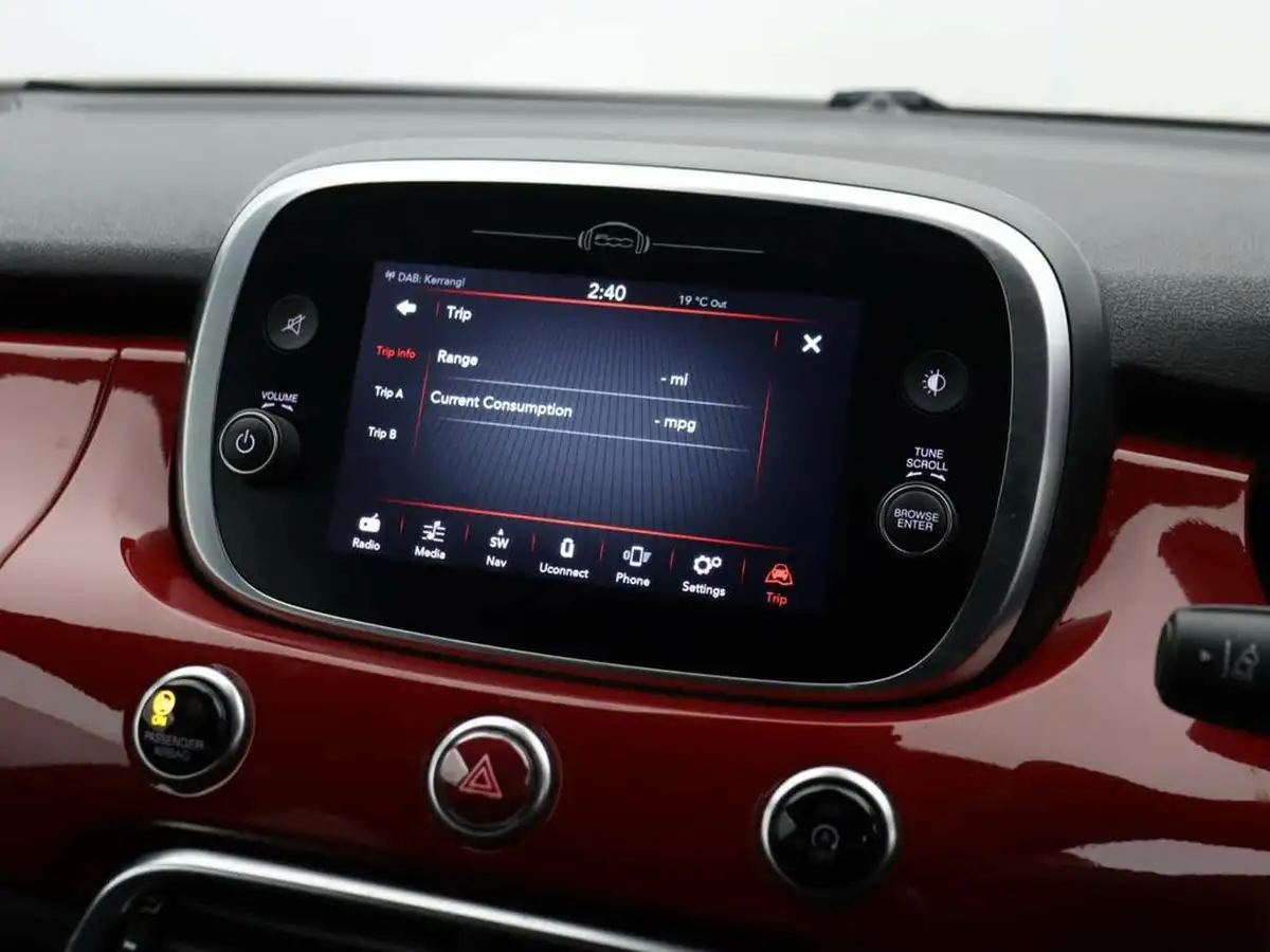 2021-fiat-500x-10-firefly-turbo-red-big-23