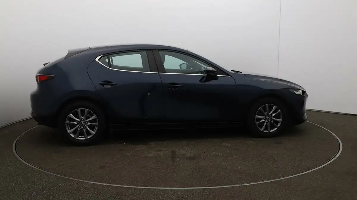 2022-mazda-mazda3-20-se-l-lux-122ps-hatchback-5d-big-8