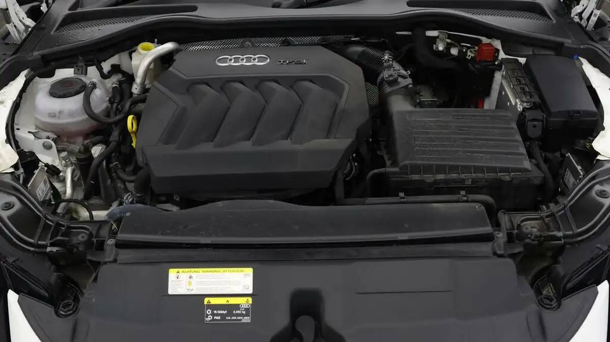 2019-audi-tt-coupe-20-40-tfsi-s-line-big-18