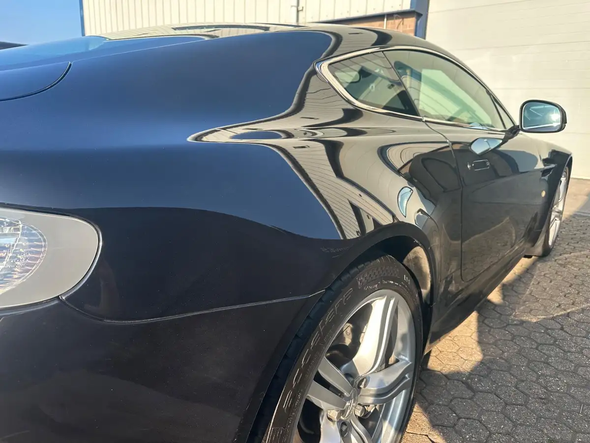 2010-aston-martin-vantage-47-coupe-sportshift-big-29
