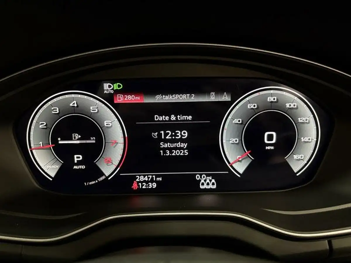 2022-audi-q5-20-45-tfsi-edition-1-sportback-big-18