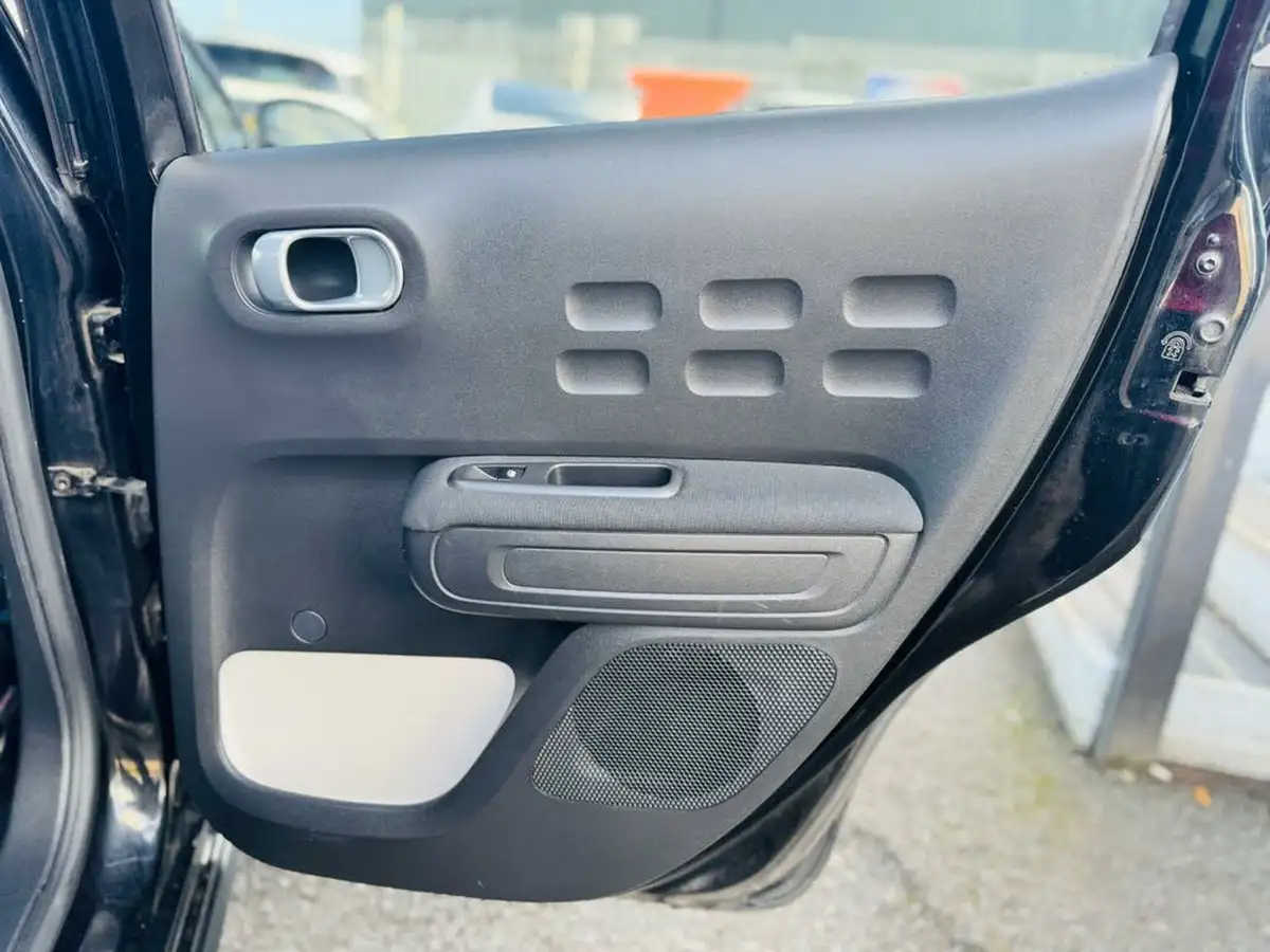 2017-citroen-c3-12-puretech-flair-82ps-big-38