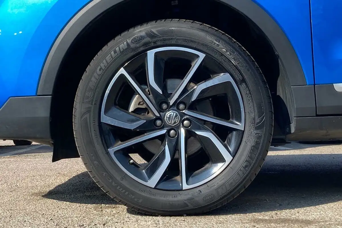 2023-mg-zs-suv-10t-gdi-exclusive-big-26