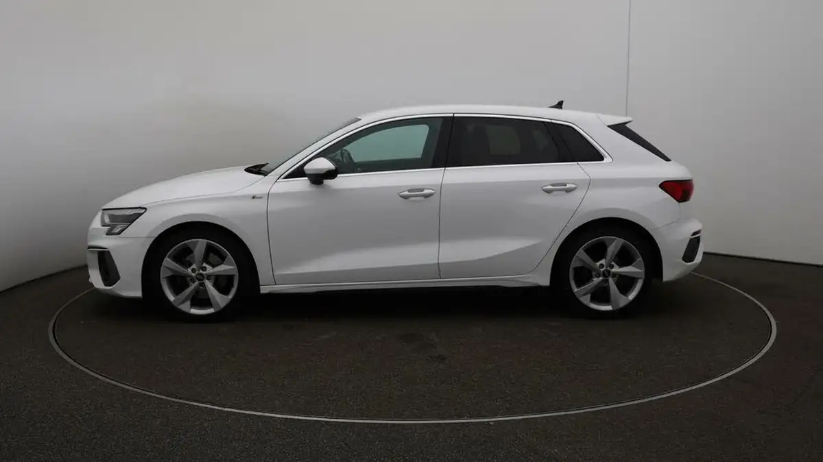 2021-audi-a3-10-30-tfsi-sportback-5d-big-4