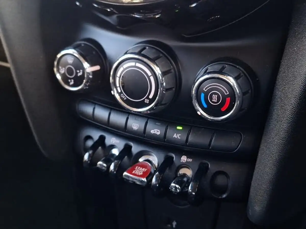 2020-mini-cooper-15-cooper-exclusive-hatchback-5d-auto-big-14