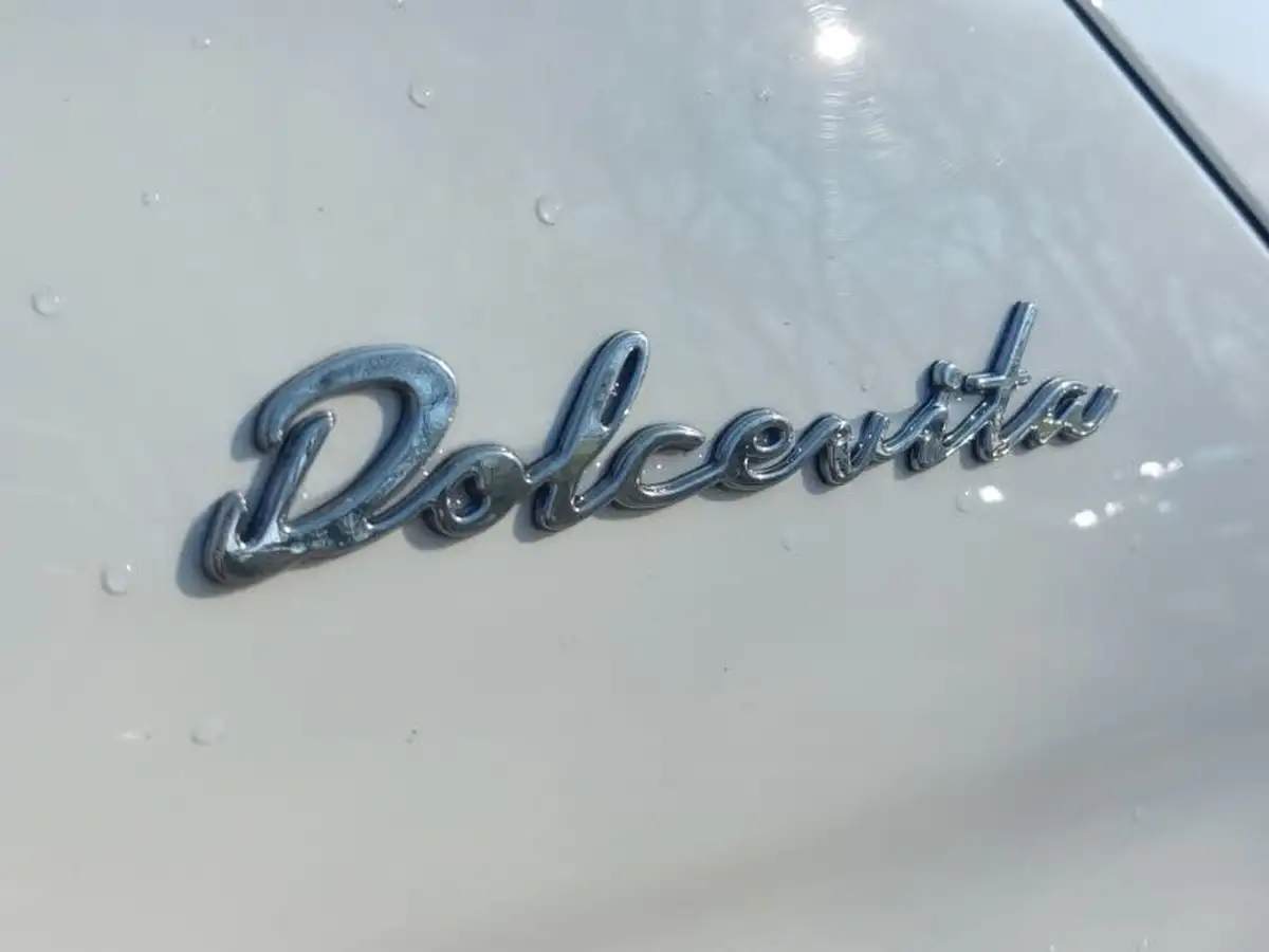 2021-fiat-500-10-dolcevita-big-11
