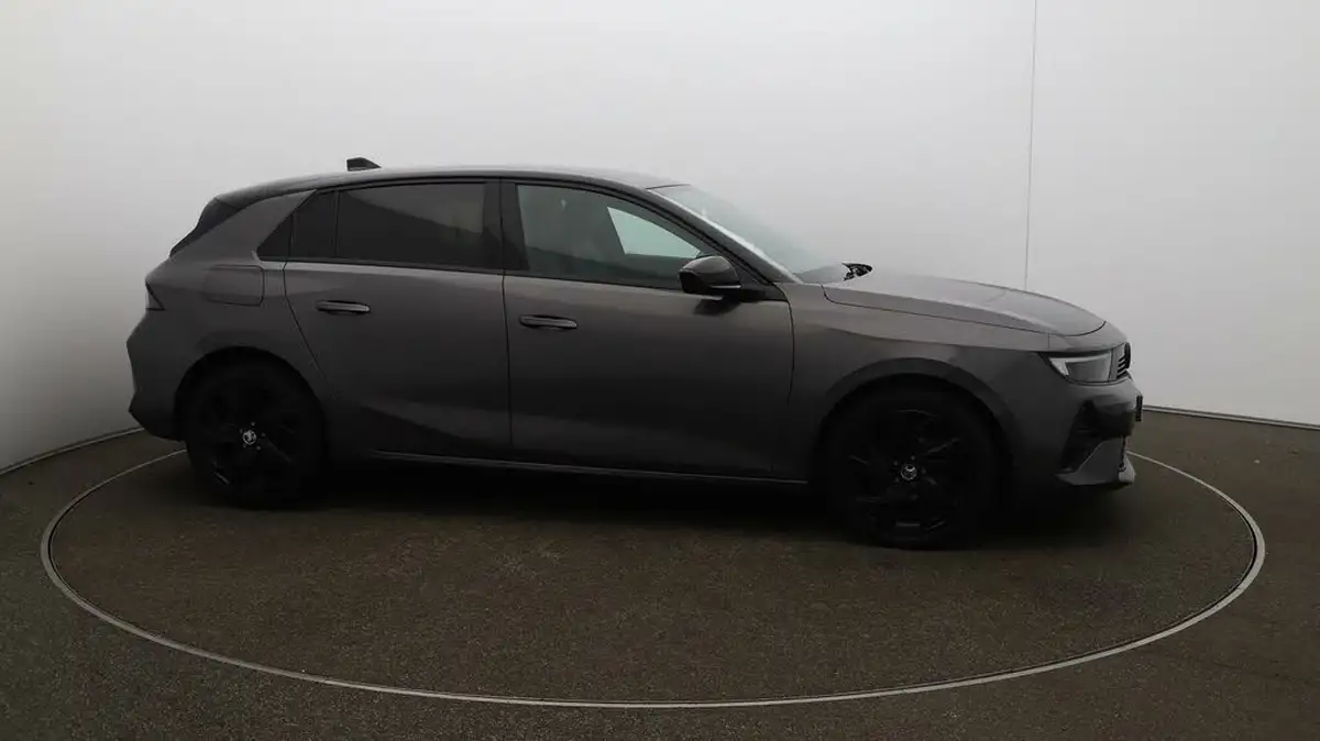 2023-vauxhall-astra-12-turbo-gs-hatchback-auto-big-45