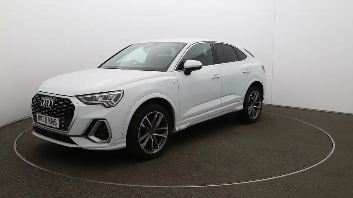 2020-audi-q3-20-45-tfsi-s-line-sportback-big-3