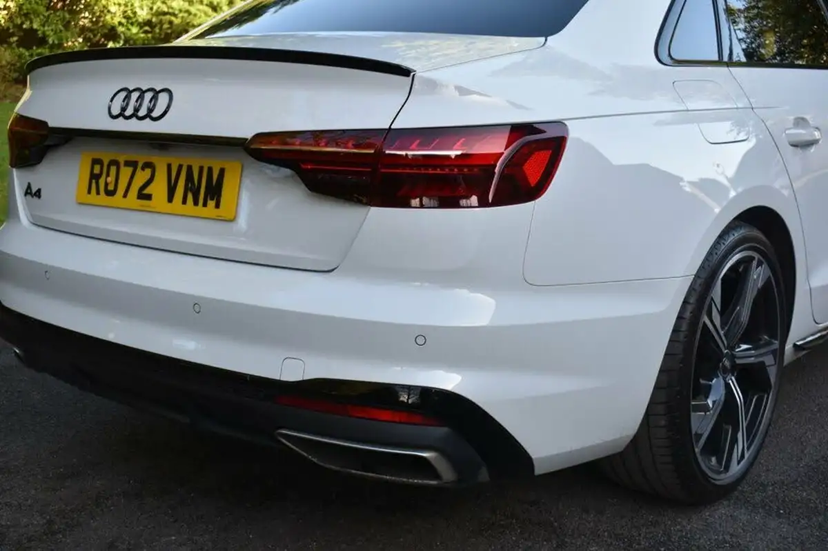 2022-audi-a4-20-35-tfsi-black-edition-s-tronic-big-33