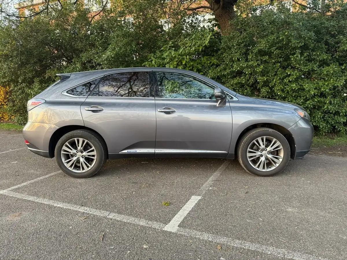 2011-lexus-rx-450h-35-advance-sun-big-4