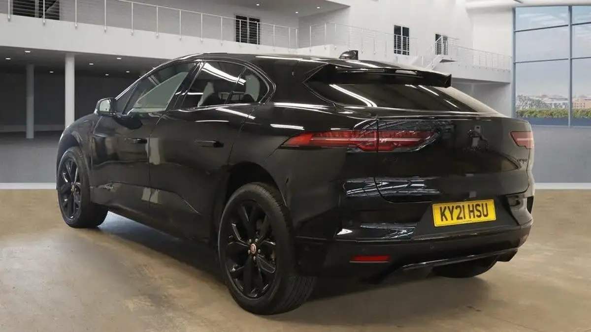 2021-jaguar-i-pace-ev400-hse-big-6