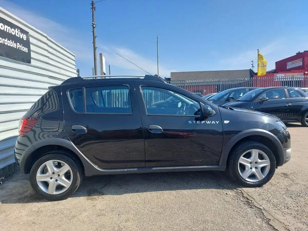2016-dacia-sandero-stepway-15dci-laureate-big-8
