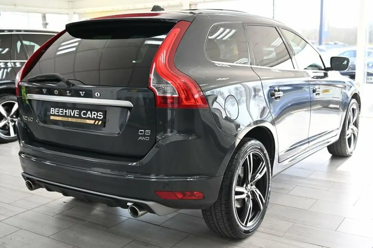 2017-volvo-xc60-24td-d5-r-design-lux-geartronic-big-9