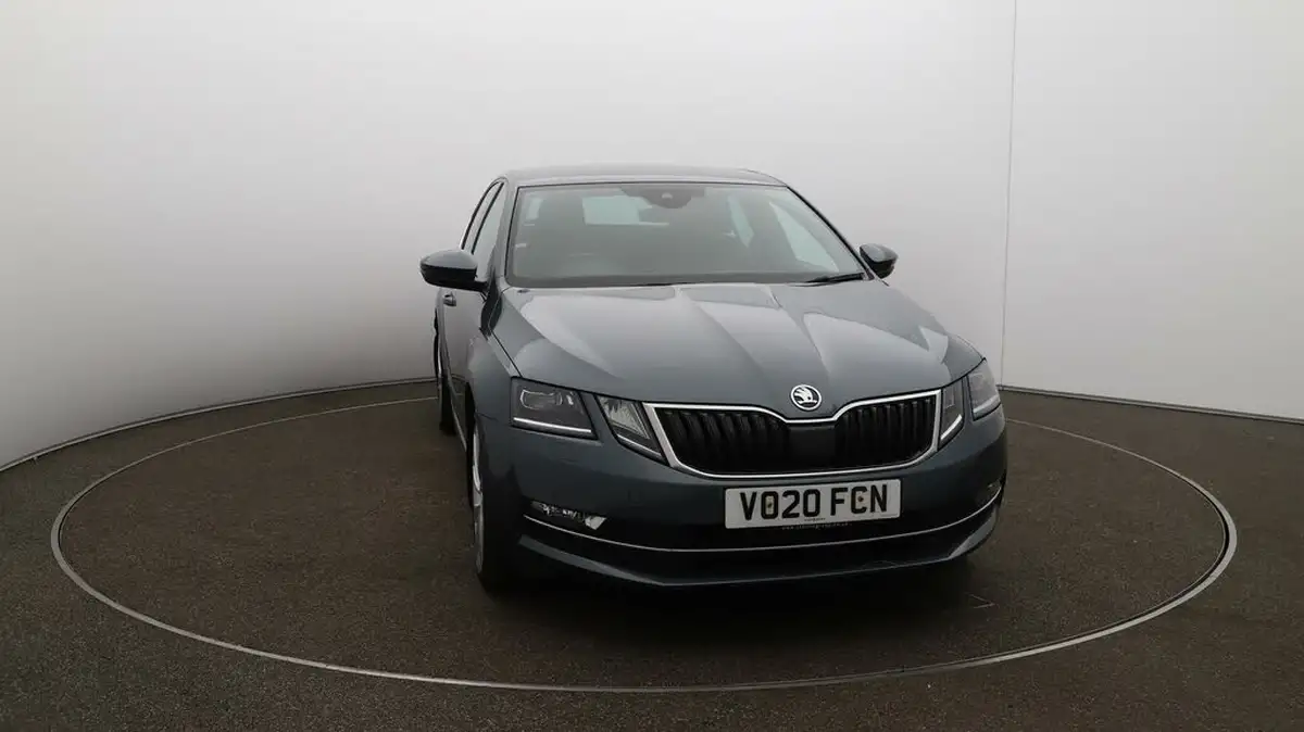 2019-skoda-octavia-20-tsi-laurin-klement-hatchback-big-34