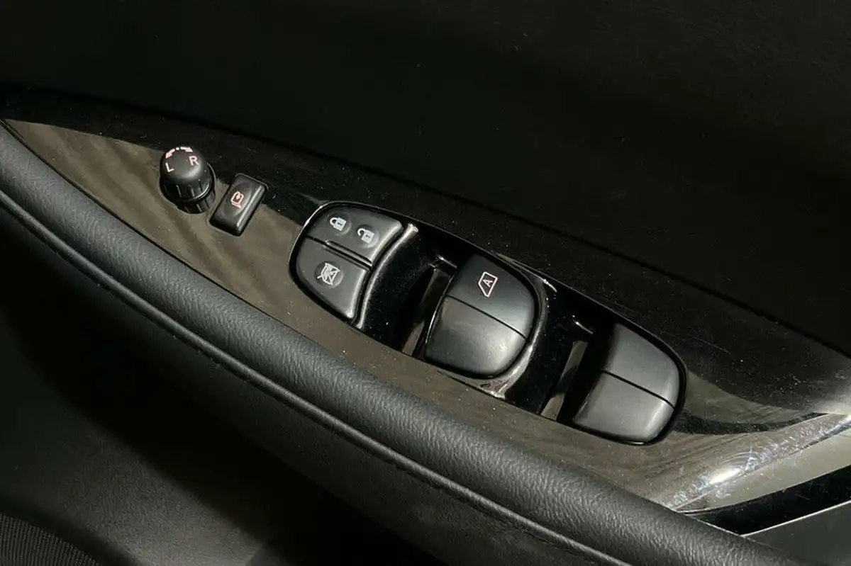2021-nissan-leaf-e-e-n-connecta-big-36