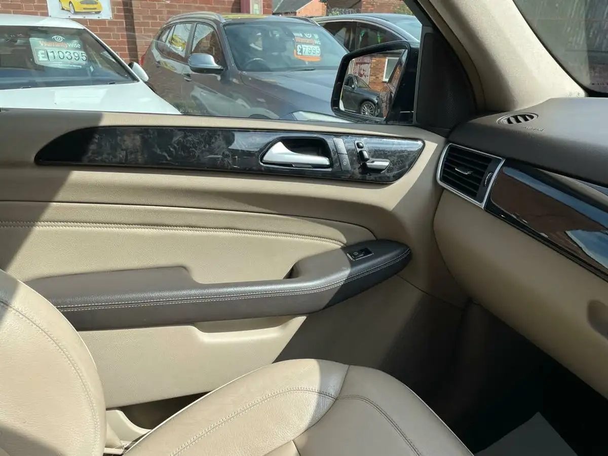 2013-mercedes-benz-m-class-20td-ml250-bluetec-sport-sport-big-22