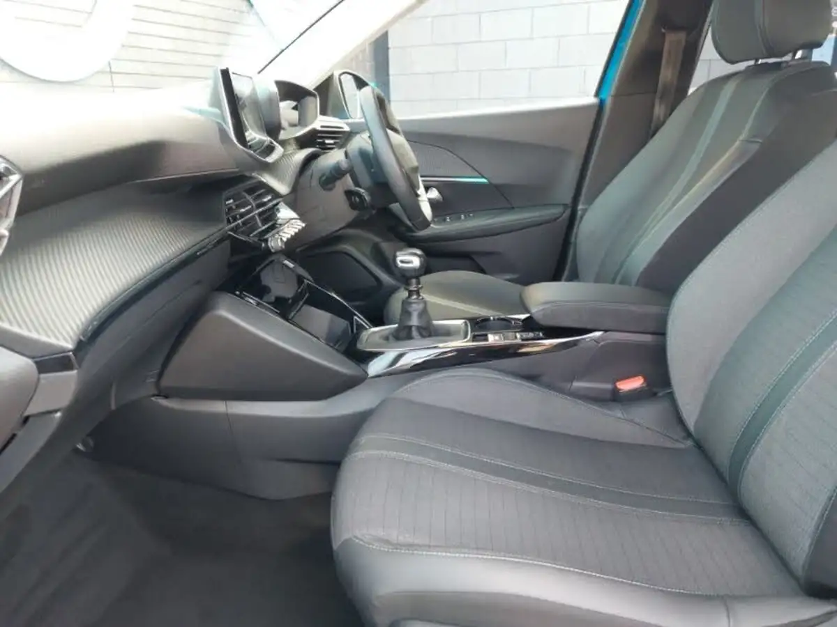 2020-mercedes-benz-a-class-13-a200-sport-saloon-4d-7g-dct-big-4