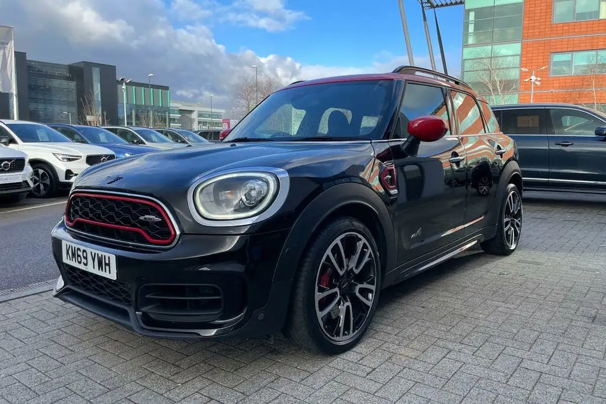 2019-mini-countryman-20-john-cooper-works-big-10