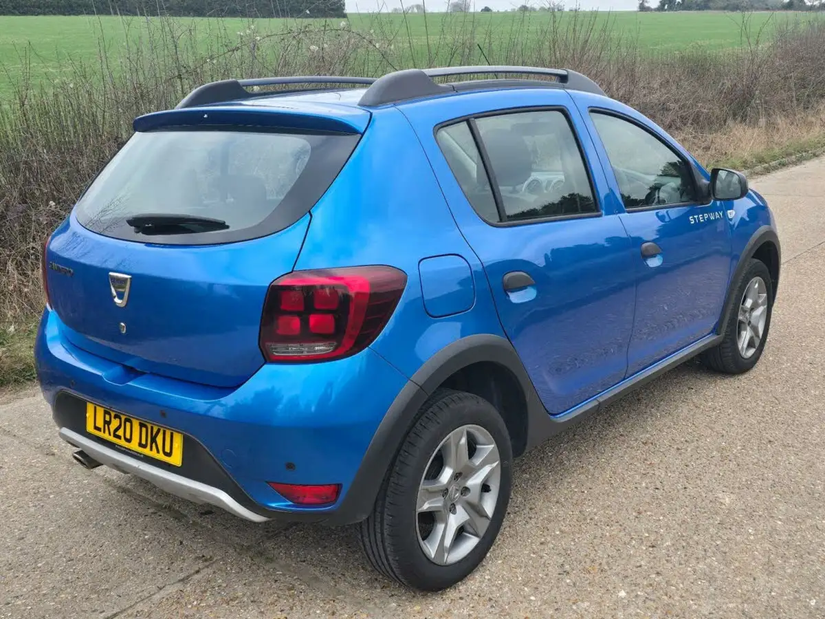 2020-dacia-sandero-stepway-09-tce-comfort-big-10