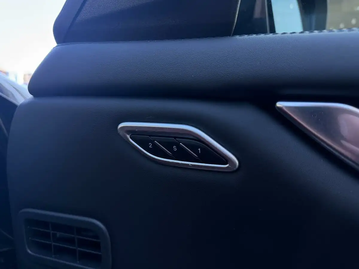 2022-maserati-ghibli-30-modena-350ps-big-29