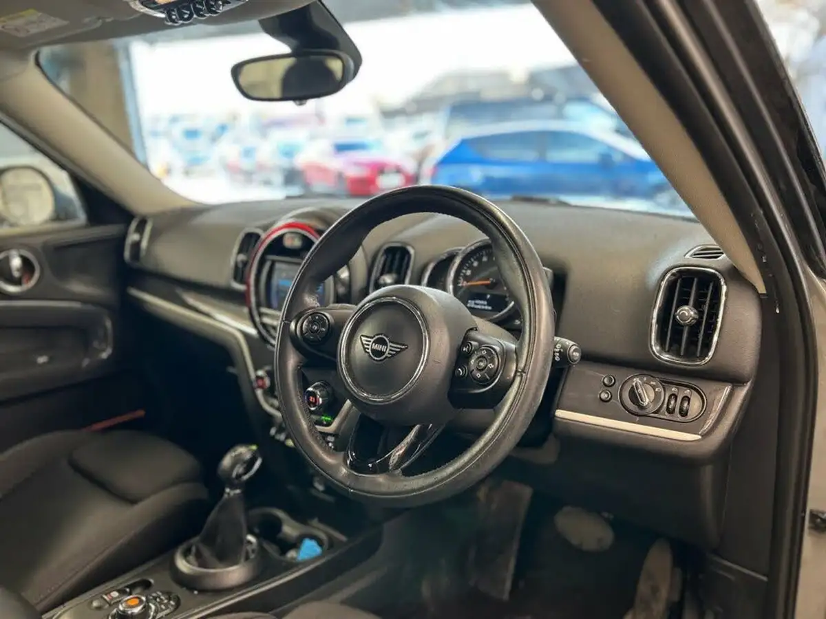 2019-mini-countryman-15-cooper-s-e-phev-classic-big-1