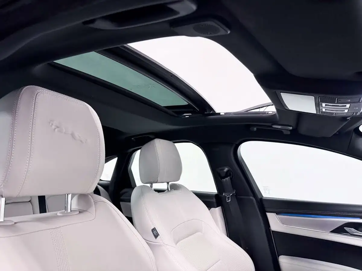 2022-jaguar-xf-20-d200-r-dynamic-se-rwd-saloon-4d-big-35