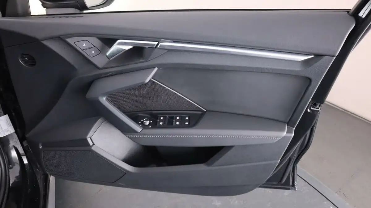 2024-audi-a3-15-35-tfsi-s-line-sportback-5d-big-15
