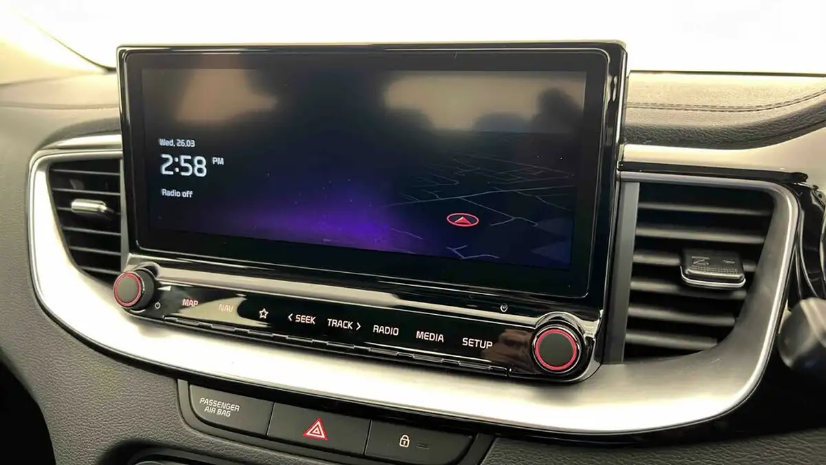 2022-kia-xceed-15-t-gdi-3-big-40