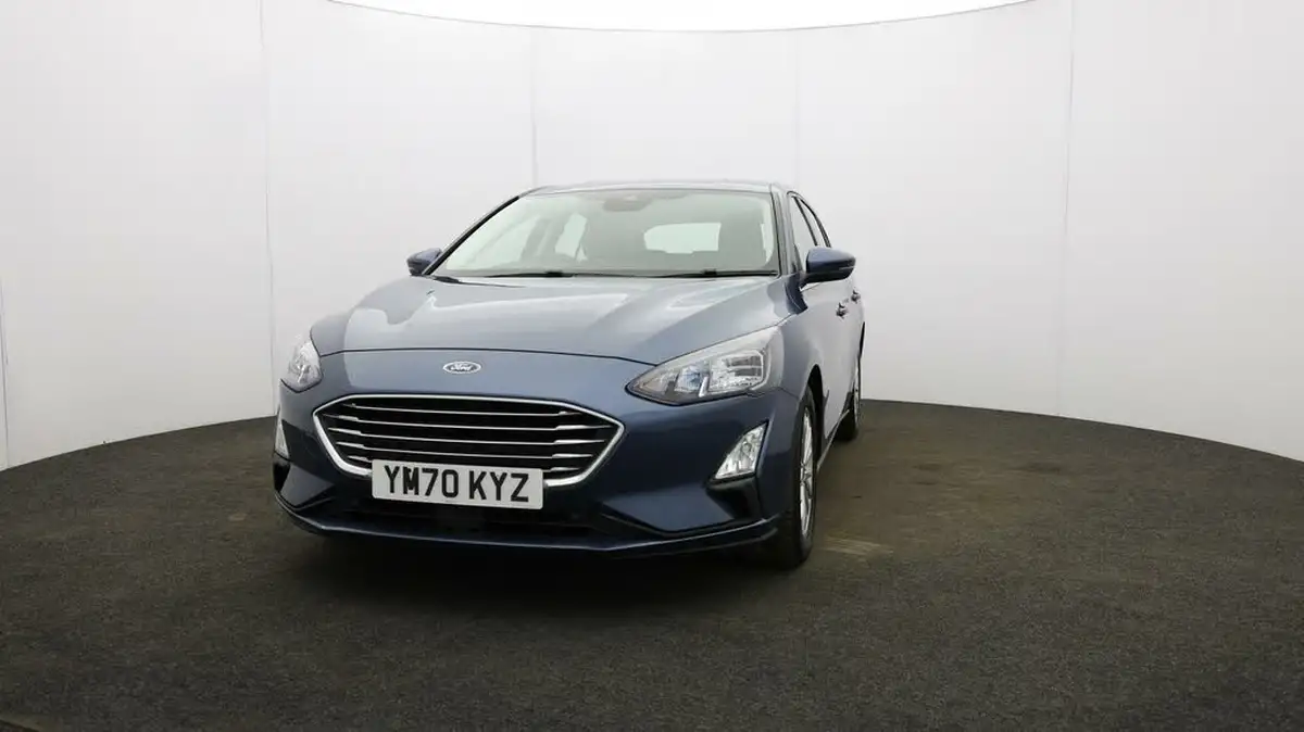 2021-ford-focus-15-titanium-edition-hatchback-big-1