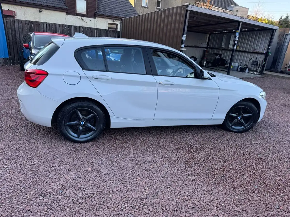 2018-bmw-1-series-15td-116d-se-business-5d-big-10