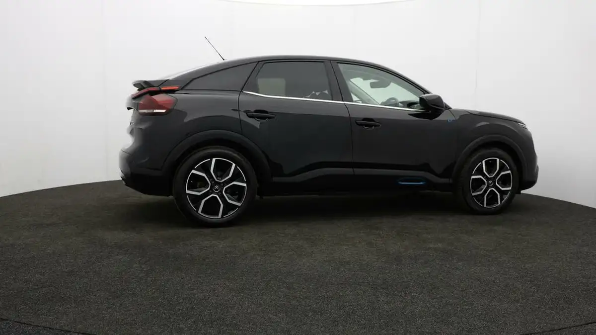 2021-citroen-c4-e-shine-big-35