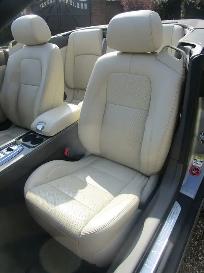 2011-jaguar-xkr-50-convertible-auto-big-15