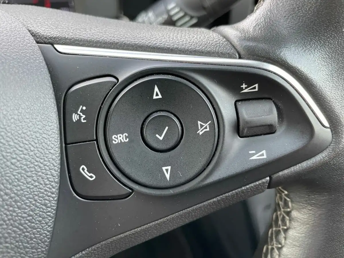 2022-vauxhall-mokka-12-elite-edition-130ps-big-16