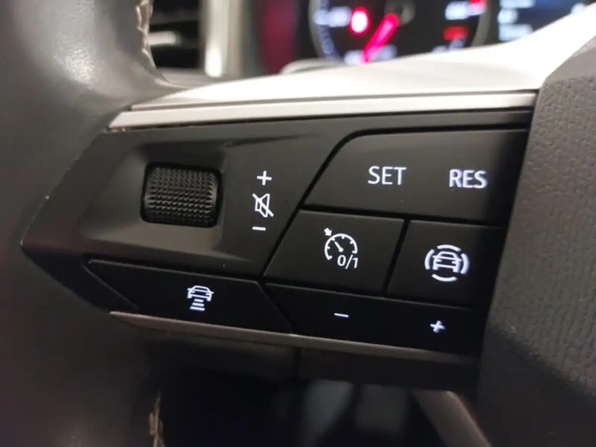 2022-seat-ateca-20tdi-xperience-150ps-dsg-4drive-big-15