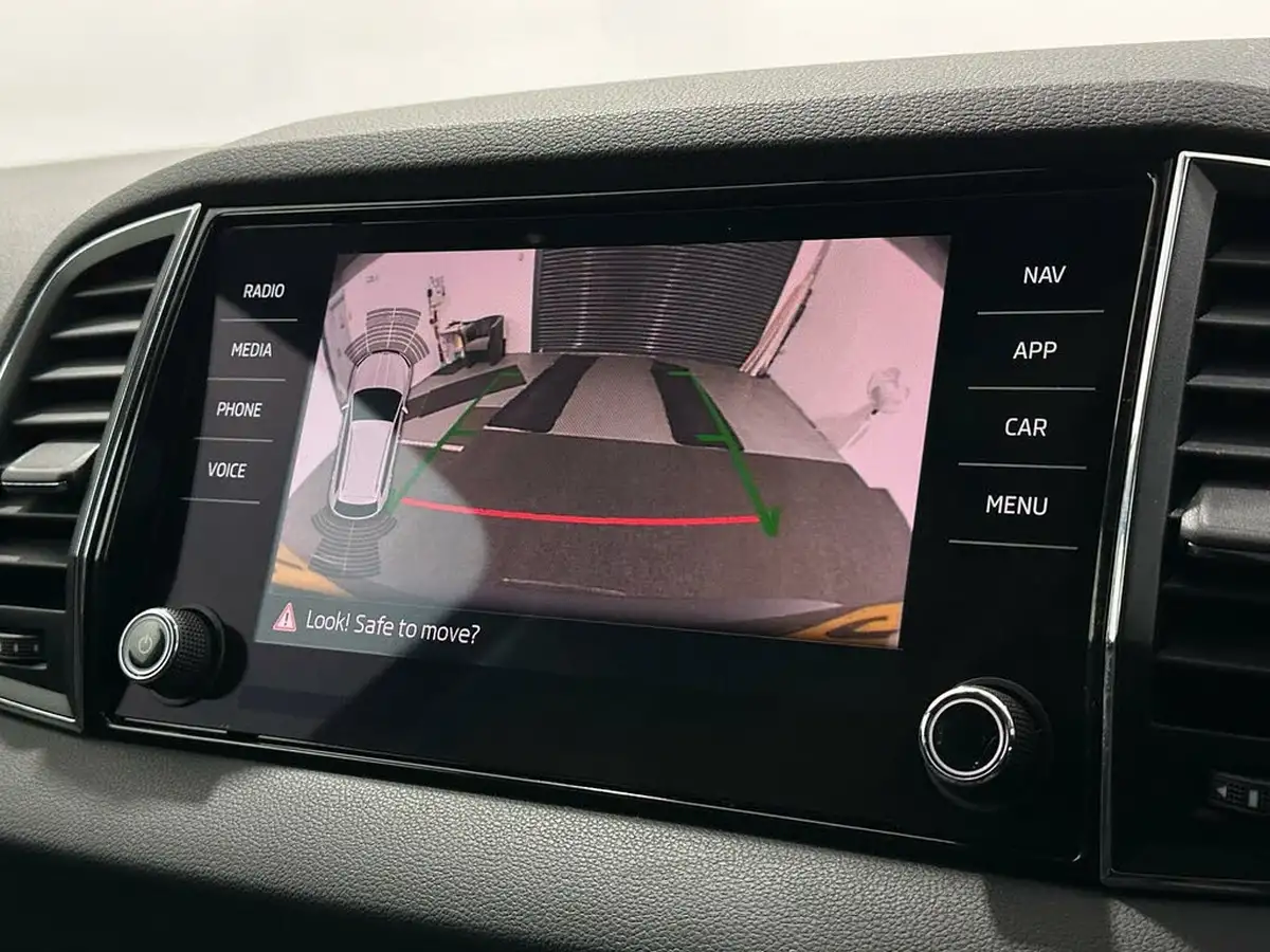 2018-skoda-karoq-16tdi-se-l-scr-1596cc-dsg-big-22