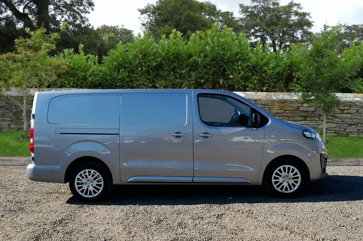 2023-vauxhall-vivaro-20td-3100-l2h1-pro-big-20