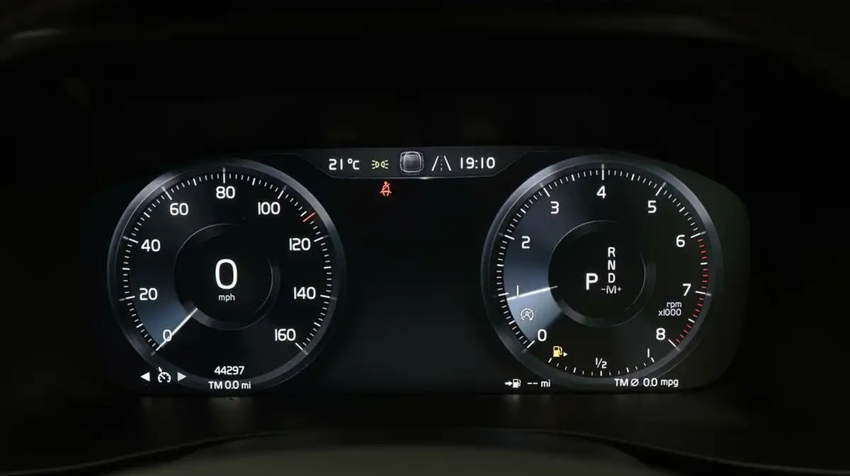 2021-volvo-xc40-15-t3-r-design-163bhp-geartronic-big-10