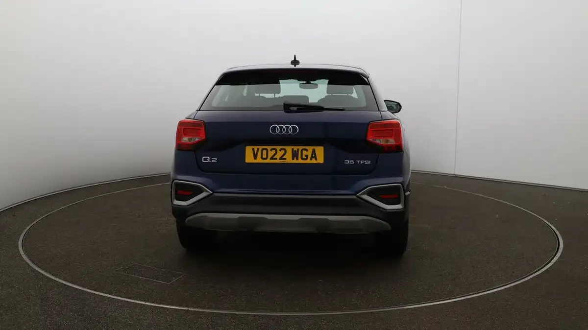 2022-audi-q2-15-35-tfsi-sport-big-6