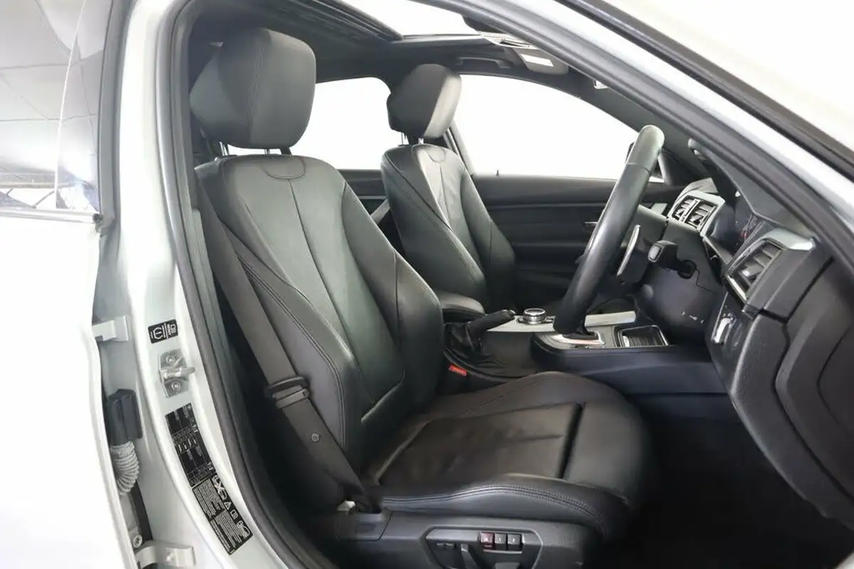 2014-bmw-3-series-30td-335d-xdrive-m-sport-saloon-4d-big-33