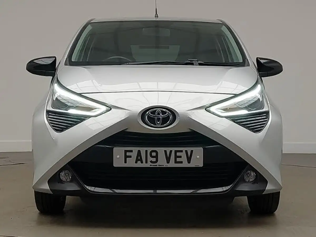 2019-toyota-aygo-10-vvt-i-x-trend-big-11