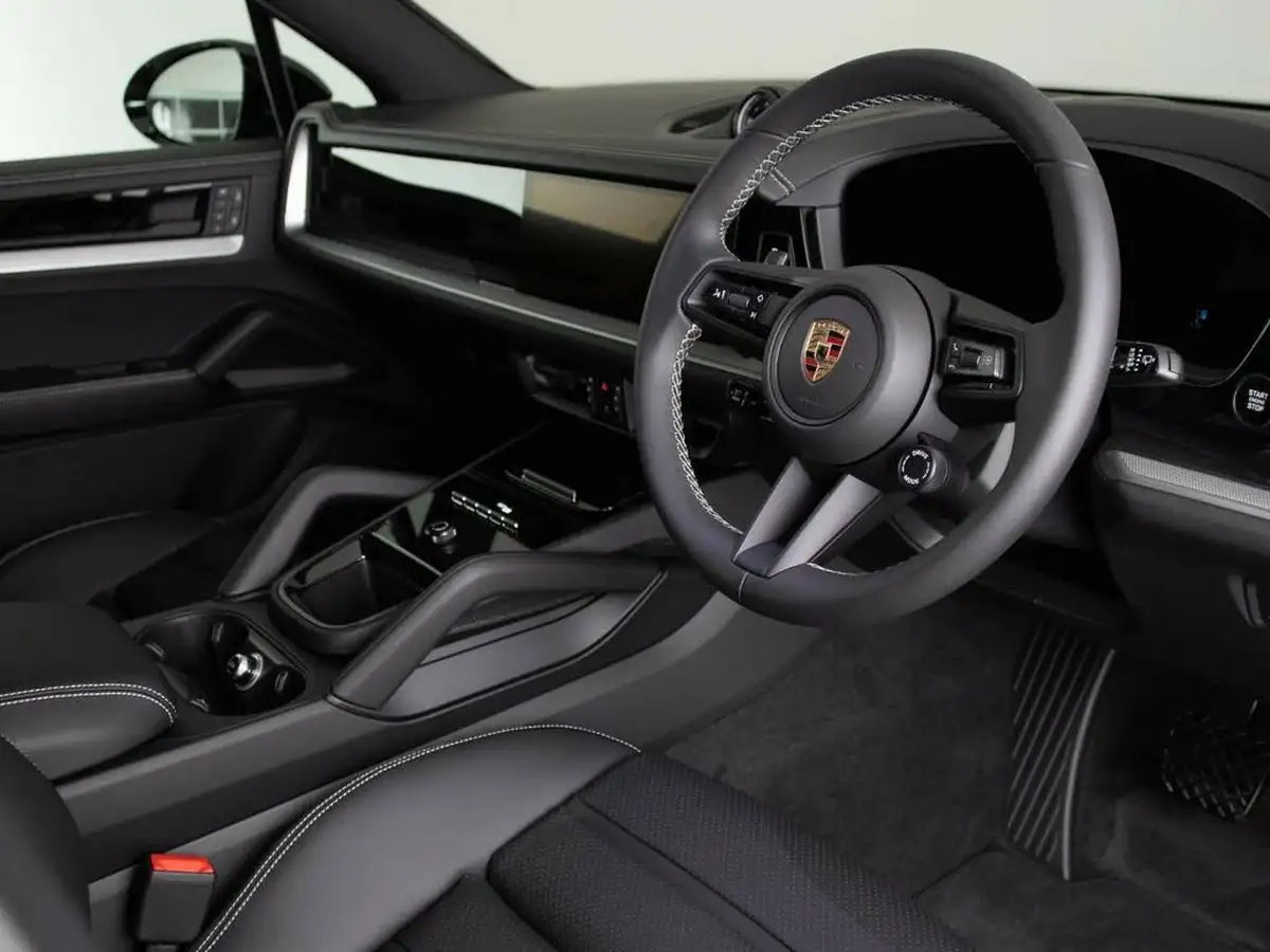 2024-porsche-cayenne-30-v6-353ps-station-wagon-big-6