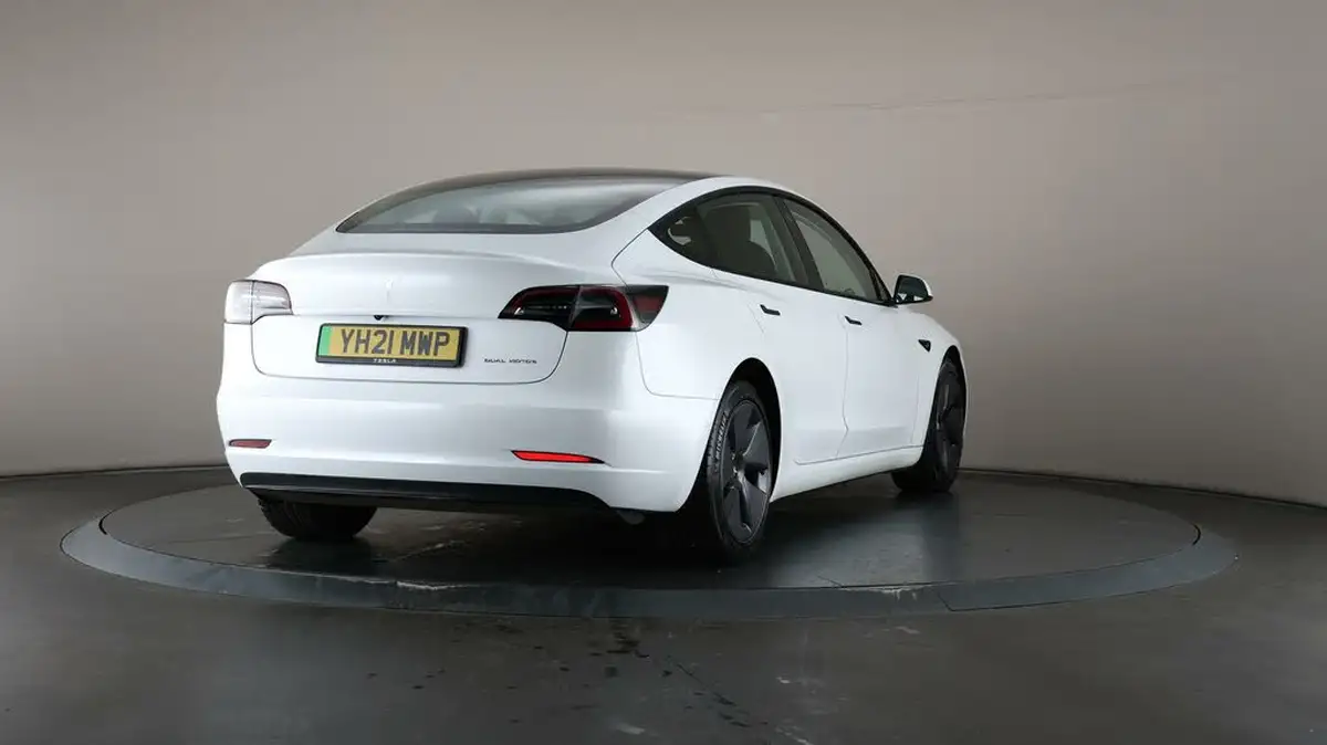 2021-tesla-model-3-e-long-range-4x4-big-68