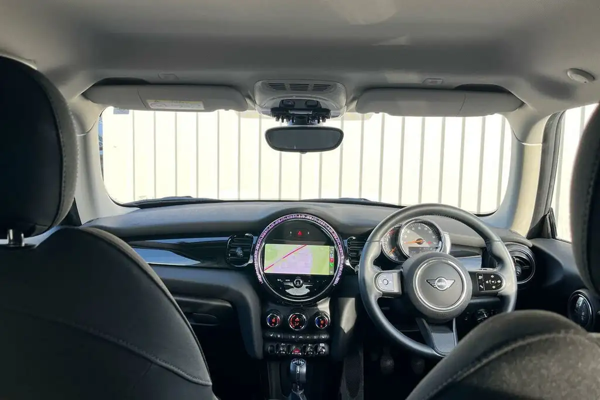 2022-mini-cooper-20-cooper-s-classic-hatchback-3d-big-2