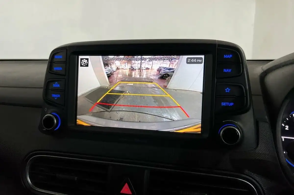 2019-hyundai-kona-10-t-gdi-premium-se-1-tone-roof-big-25