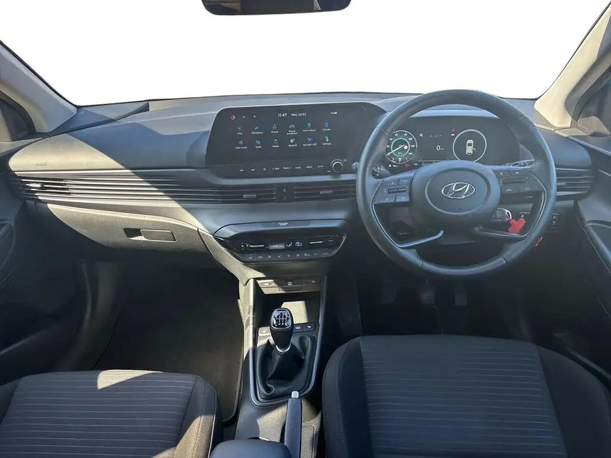 2022-hyundai-i20-10-t-gdi-premium-eclutch-imt-big-12
